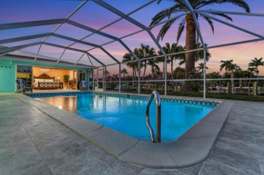 Gulf Access, Private Beach, Heated Pool, Dock with Tiki Hut - Aqua Retreat - Roelens